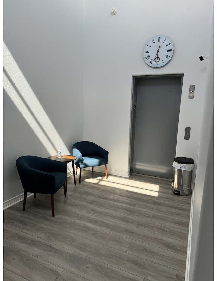Picture of Elevator and waiting area